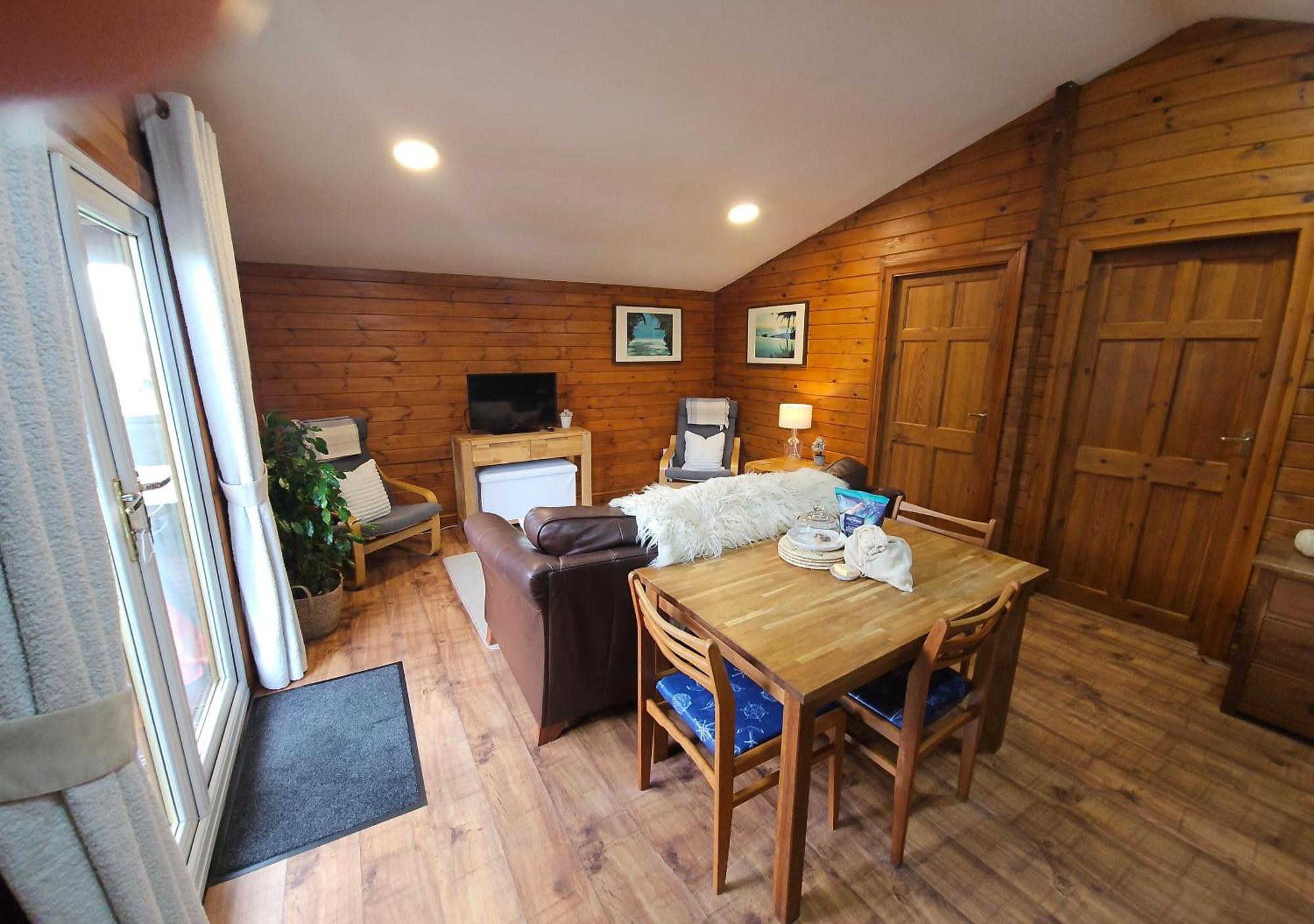 Captain'S Cabin Mynytho 外观 照片