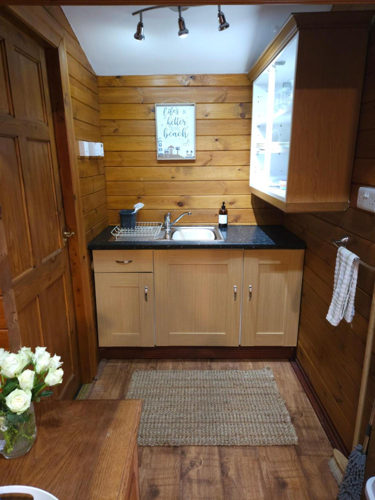 Captain'S Cabin Mynytho 外观 照片